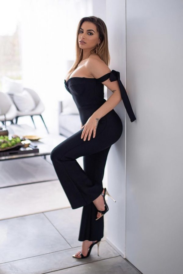 Noussa, sex escort model Paris