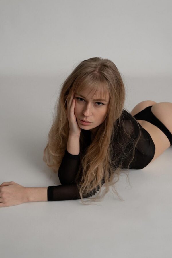 Clair, sex escort model Paris 5