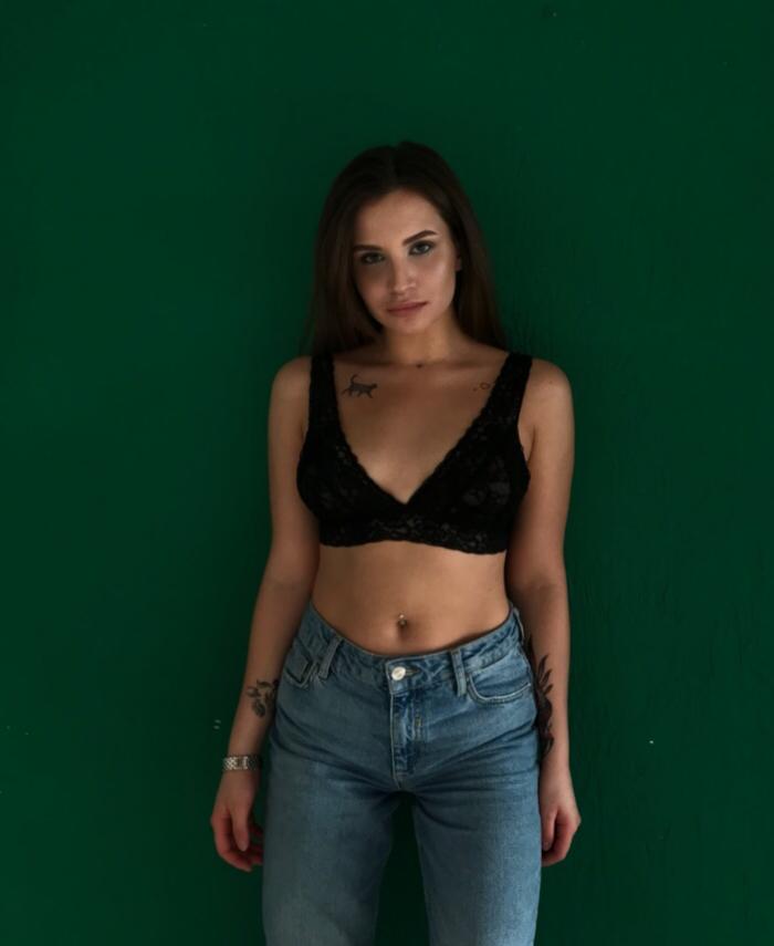Esfira, sex escort model Paris 9