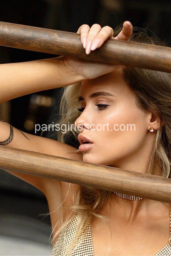 Arya, sex escort model Paris 3